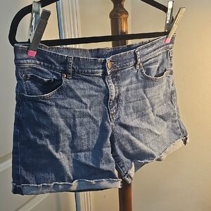LOFT Outlet Classic Blue Jean Shorts Size 10